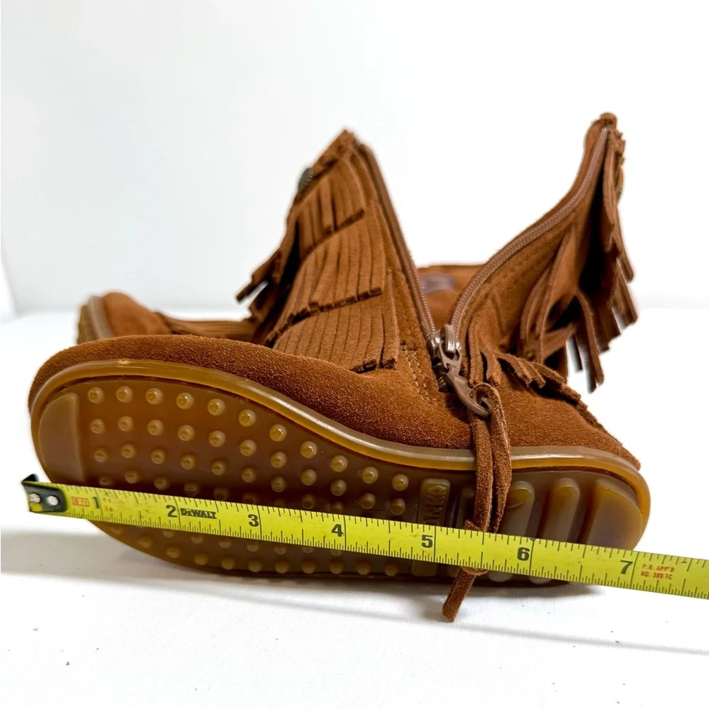 Minnetonka Girls Triple Fringe Suede Side Zip Soled Moccasin Boots Size 11